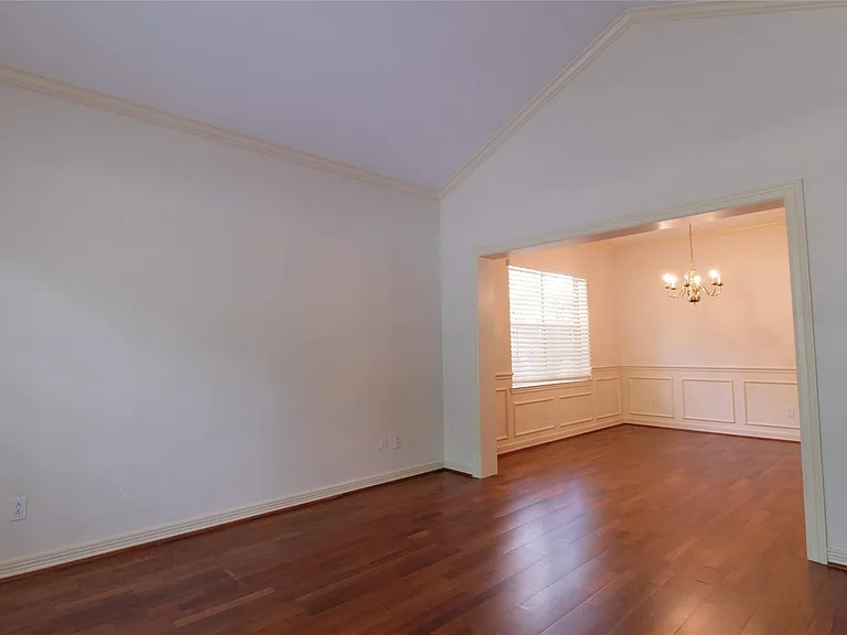 4511 Chestnut Meadow Dr — Photo 10
