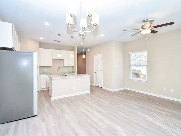 6214 Oakland Bnd #101 — Photo 4