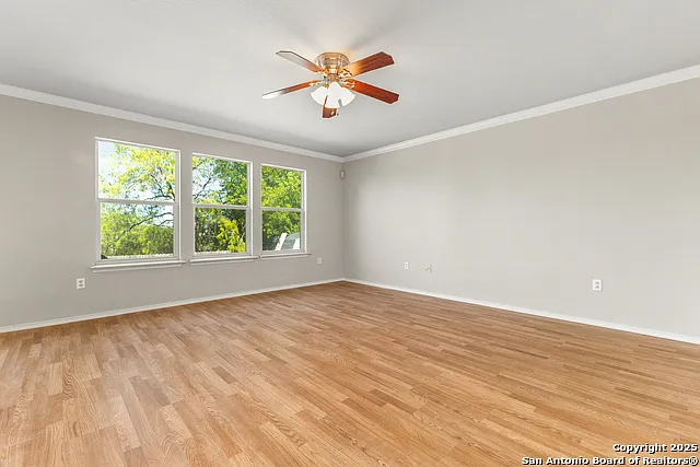 4 bed, 3.0 bath, 3071 sqft, $2,095 — Photo 4