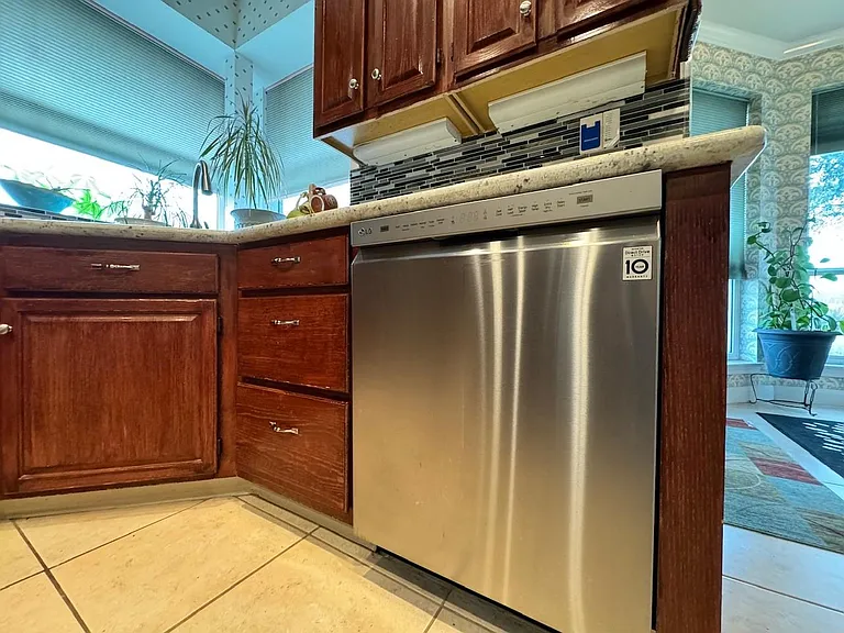 9303 Bent Spur Ln — Photo 15