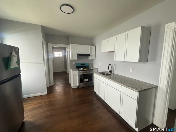 231 Goddard Ave, Bridgeport, CT