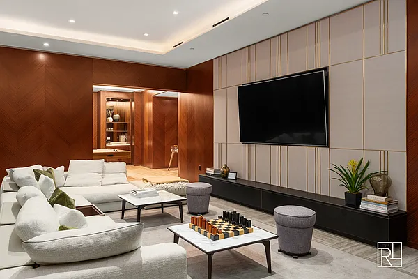 Rented by Compass | media 48