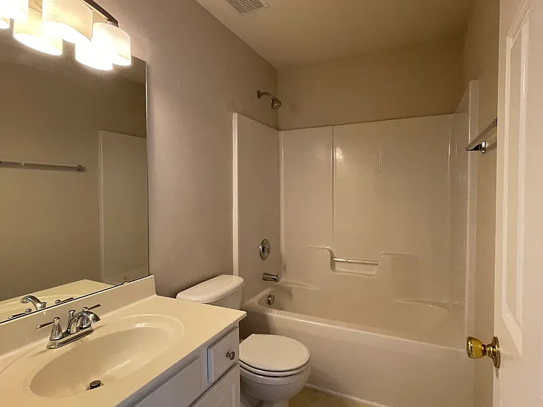 5637 Berry Creek Cir — Photo 26
