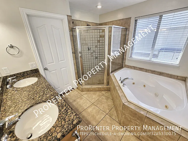 1911 S 1485 W — Photo 14