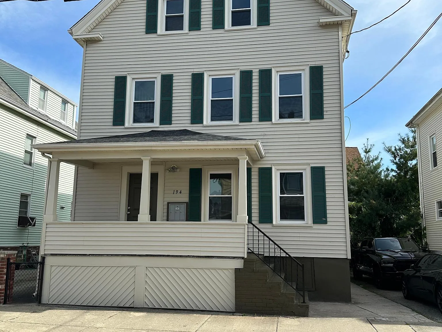 2 bed, 750 sqft, $1,615 — Photo 3