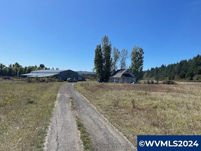 2nd image of 16080 Gilliam Rd