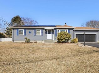 385 Cross Rd, Dartmouth, MA 02747