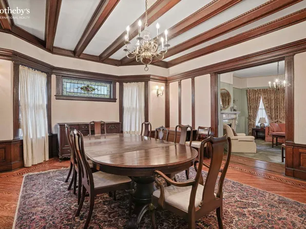 561 East 17th Street image 8 of 20