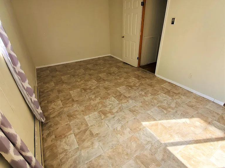 1035 Thornton Ave #6 — Photo 22