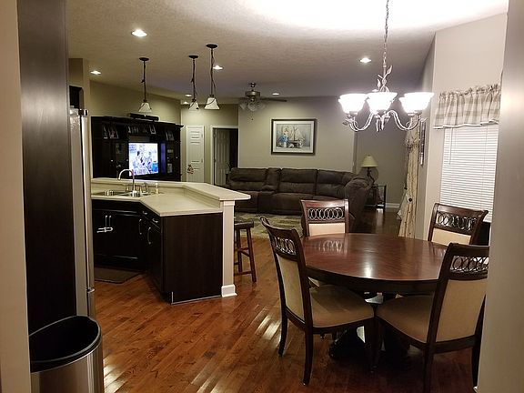 Breakfast Nook/Great Room