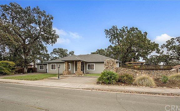 3rd image of 21339 Valley Oak Dr
