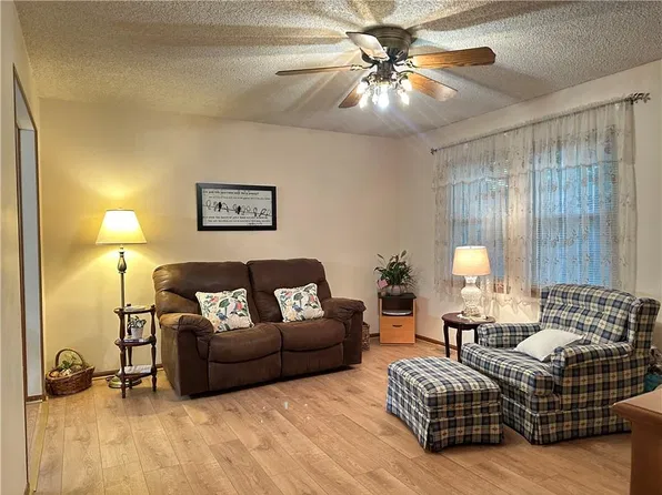 16003 Allen Ave, Belton, MO 64012