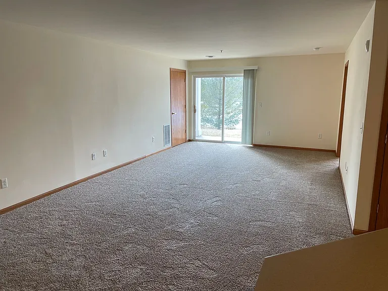 Door Creek Apartments — Photo 22
