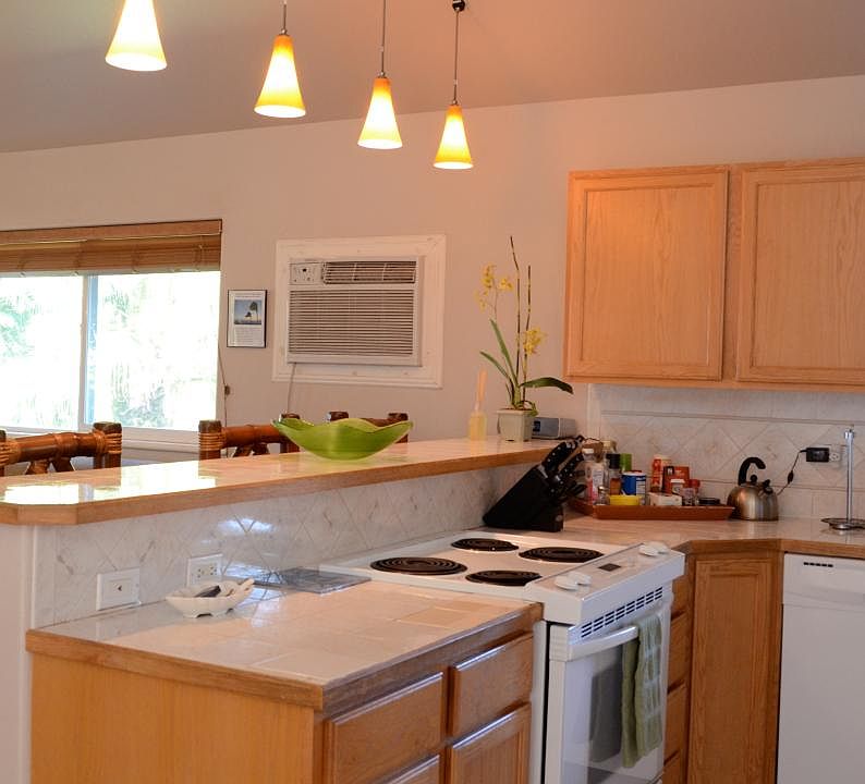 Bright Kitchen