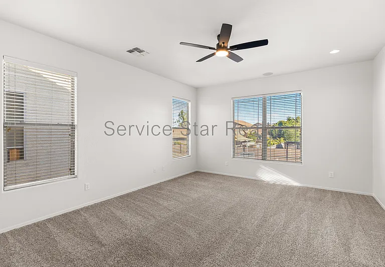 10122 W Albeniz Pl — Photo 26