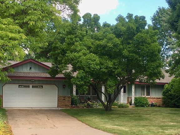 2nd image of 10825 Crooked Lake Blvd NW