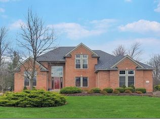 8150 Thackeray Ct, Broadview Heights, OH 44147