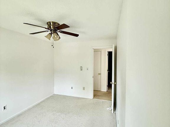 5th image of 76 Belmont St #74
