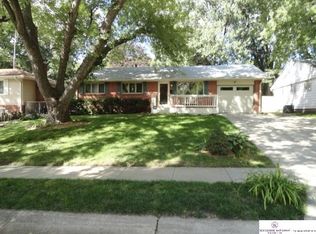 13608 Oak St, Omaha, NE 68144