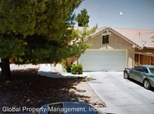 10442 Zinfandel Dr, Adelanto, CA 92301