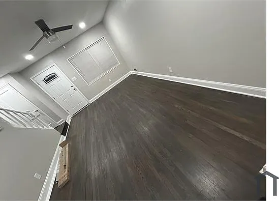 897 Mildred Ave — Photo 12