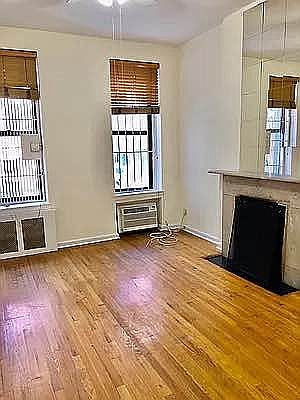 1st image of 446 E 85th St APT 1