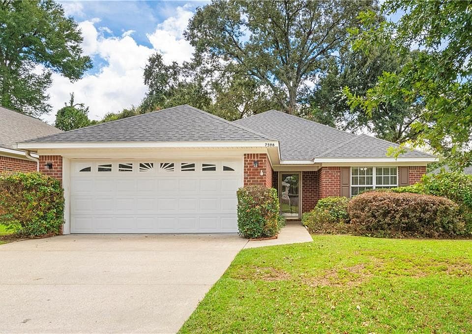 1st image of 7596 Avery Ln