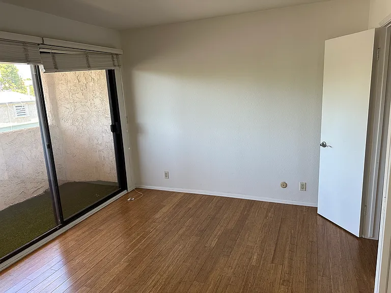 609 S El Molino Ave — Photo 15