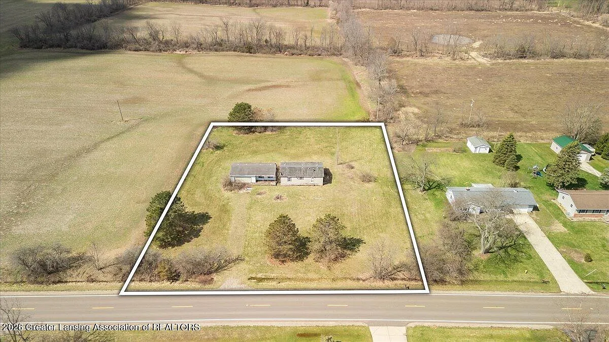 12797 Oneida Rd photo 1
