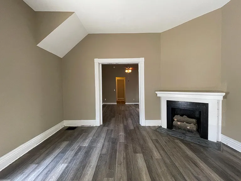 2117 Grinstead Dr #2 — Photo 3