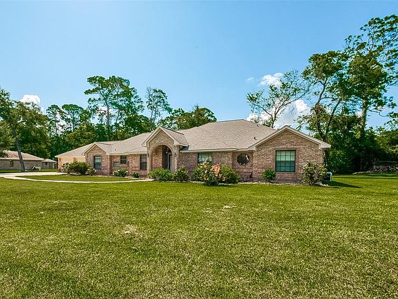 5th image of 16 Autumn Oaks Drive