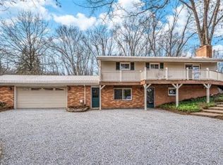 679 Latonka Dr, Mercer, PA 16137