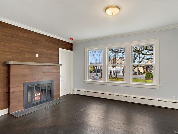 4th image of 172 Marble Ave