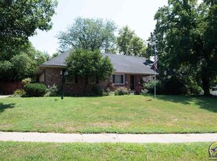 2031 SW Briarwood Dr, Topeka, KS 66611