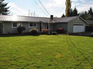 8395 Magnolia Dr, Tillamook, OR 97141