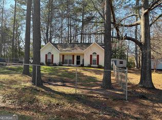 1027 County Road 504 Rd, Valley, AL 36854