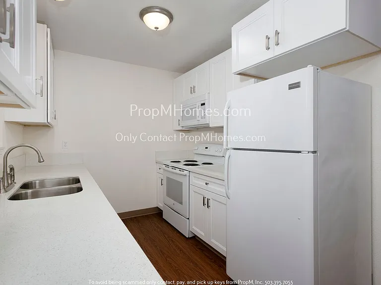 13400 SW Walker Rd — Photo 5