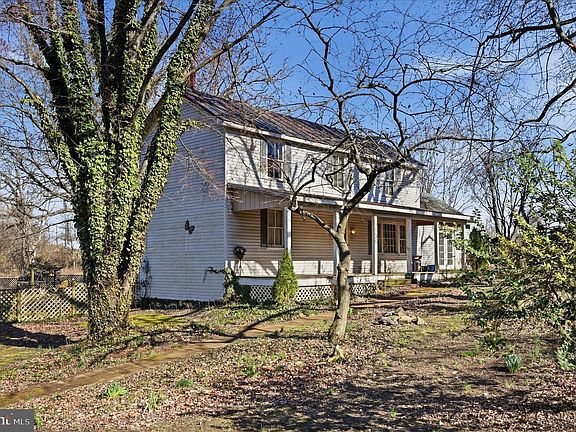 4th image of 3863 Rectortown Rd