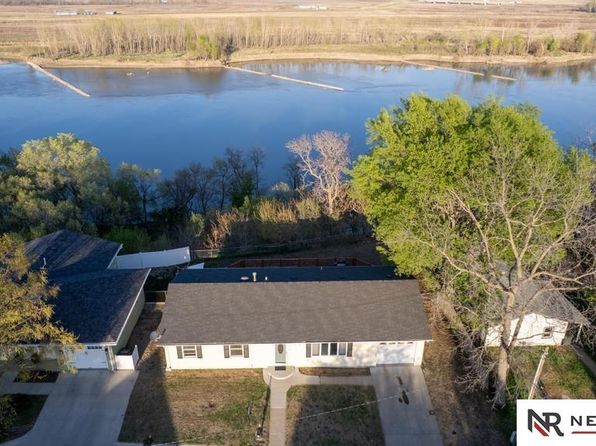 716 N 3rd St, Nebraska City, NE 68410