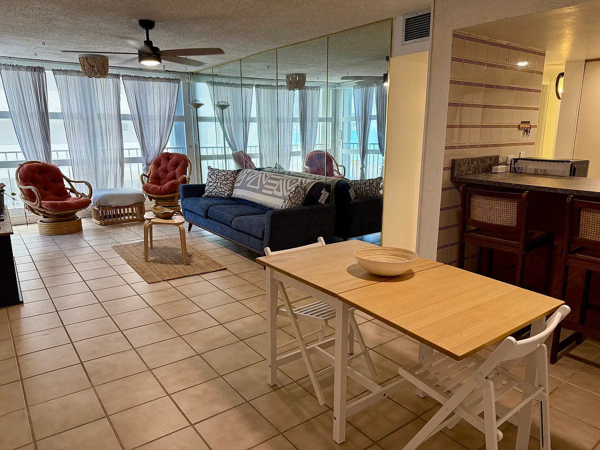 Building Photo - 3409 Isla Verde #1B