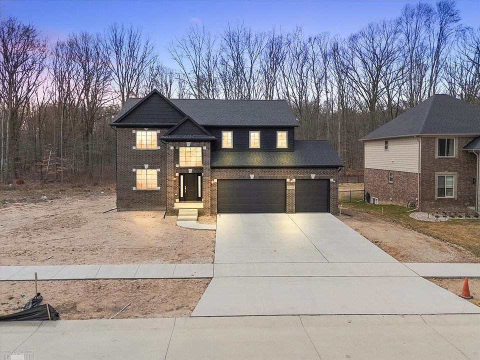 1st image of 50423 Oakbrooke Dr