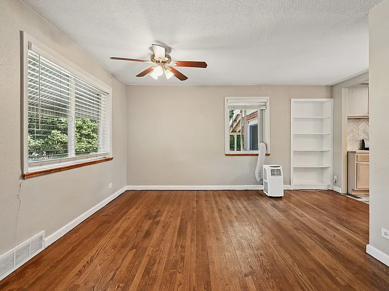 1054 Leyden St — Photo 2