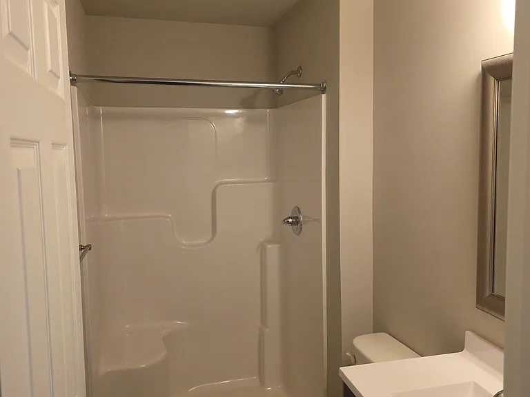 1215 Cliff Dr — Photo 8