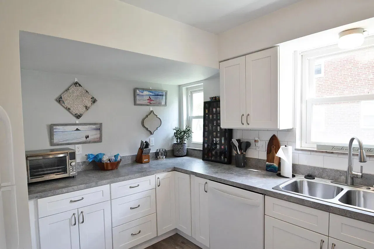 2 bed, 1200 sqft, $1,700 — Photo 3