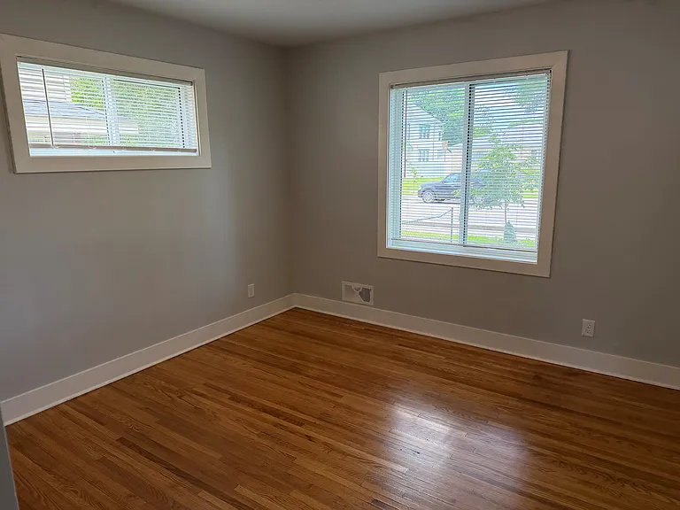 6046 Portland Ave — Photo 7