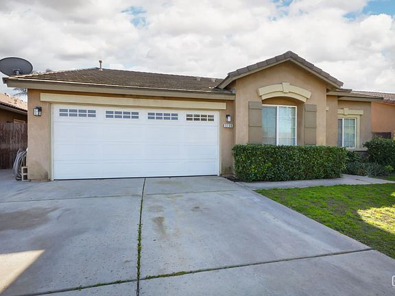 2nd image of 5109 Silver Clover Ave