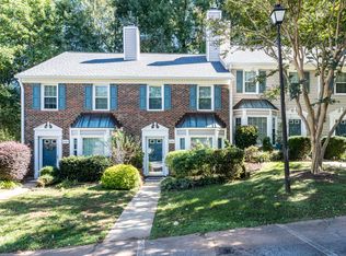 330 Silverberry Ct, Cary, NC 27513