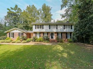 12 Forrest Hill Rd, Winder, GA 30680