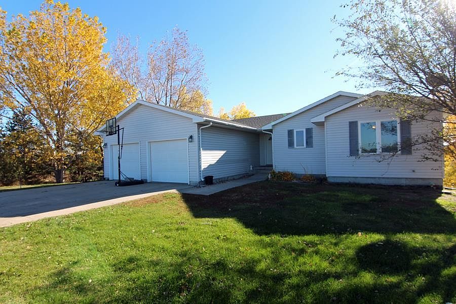 1st image of 6095 Yellow Rose Ln