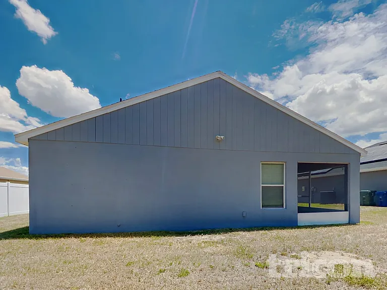 505 Interlock St — Photo 18